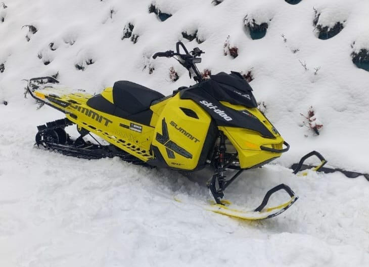 Ski-doo summit X - T3