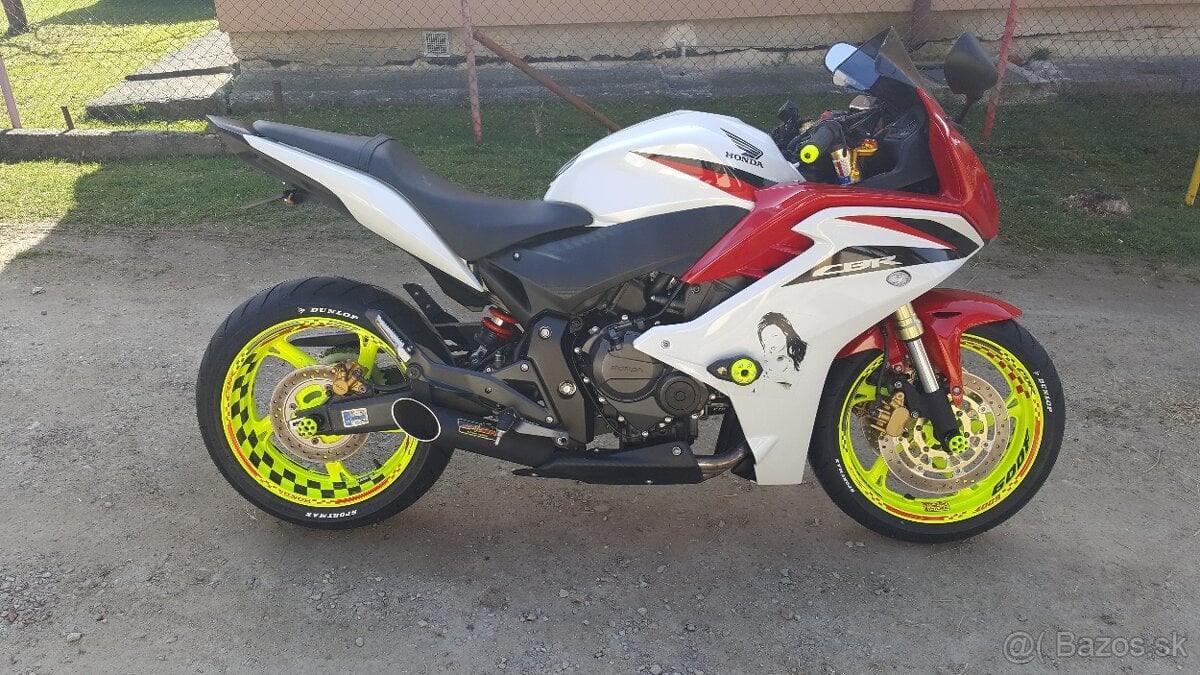 HONDA CBR 600 F
