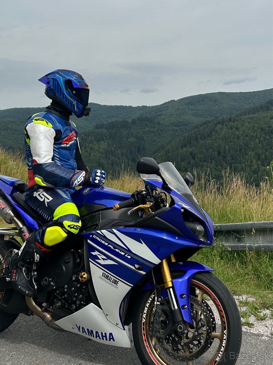 Kompletná výbava na moto: 4SR RR Evo III+Nexx X.R3R+Sidi ST