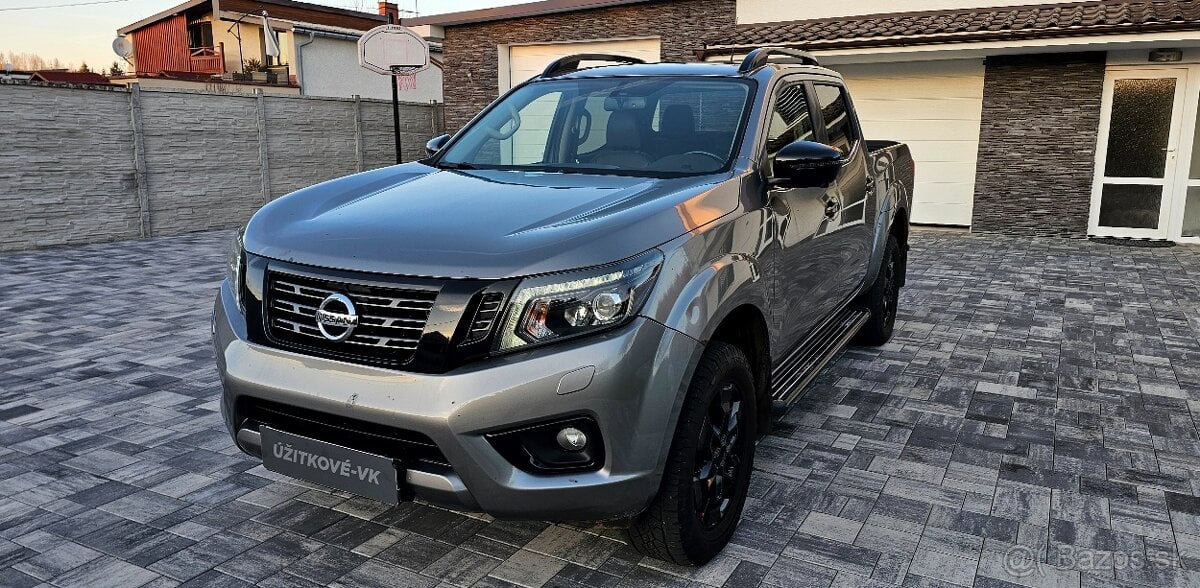 Nissan Navara DoubleCab 2.3 dCi 190k A/T Tekna 4x4 2020 SR