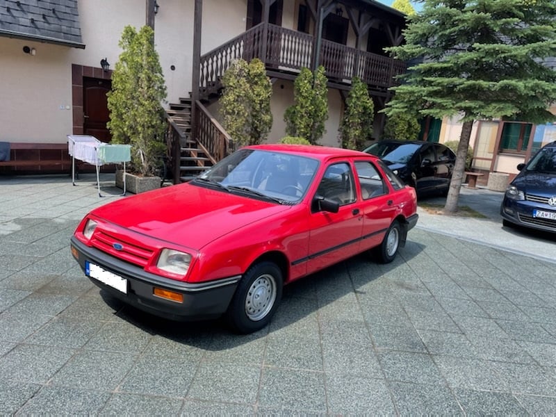 FORD Sierra 1600 Veterán