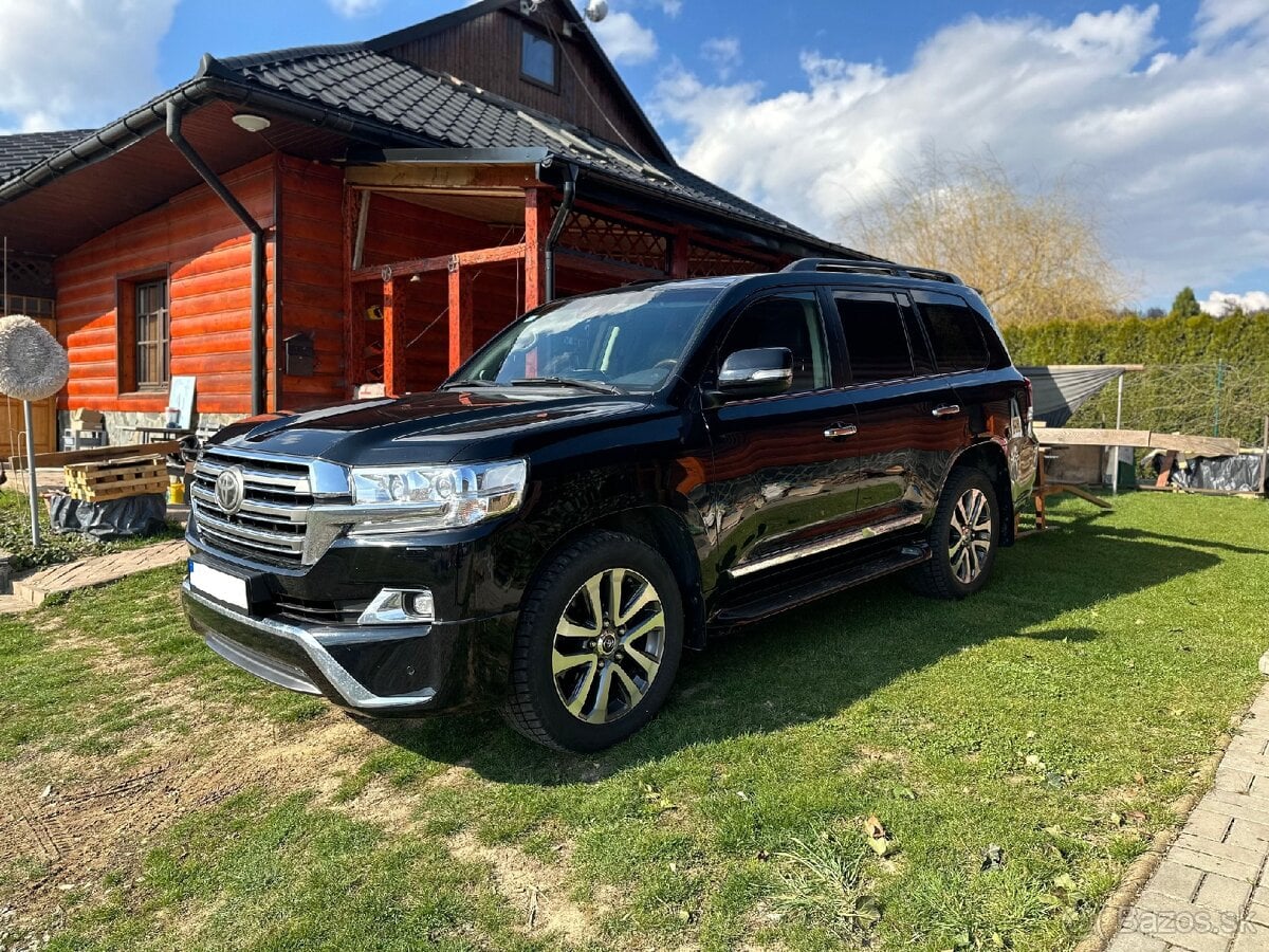 Toyota Land Cruiser Premium 200