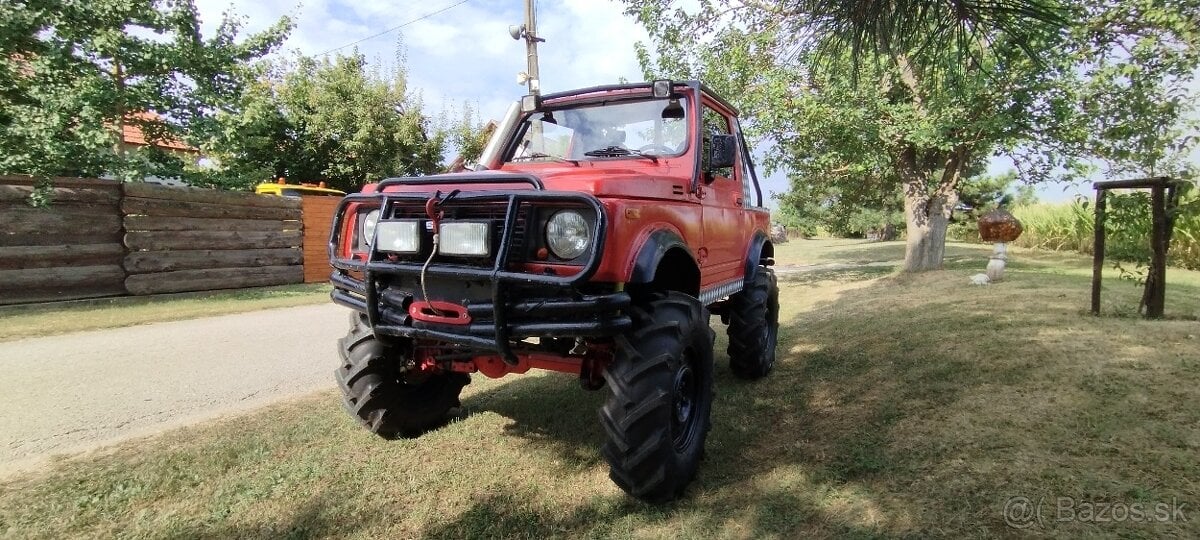 Suzuki Samurai off-road špeciál s portálovými nápravami