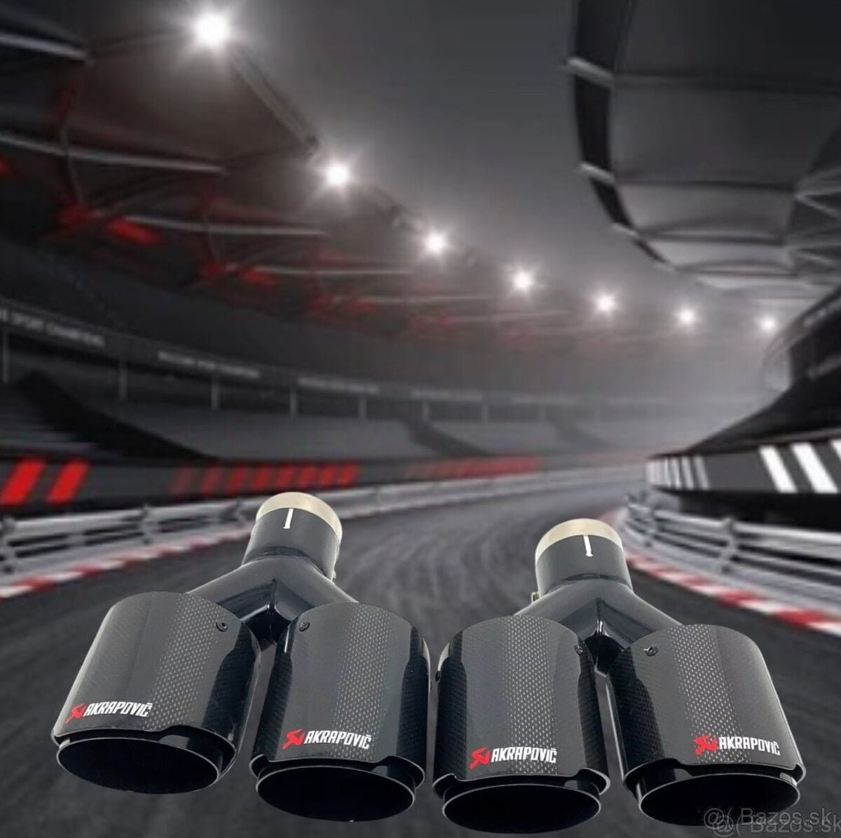 Nerezová koncovka výfuku Carbon dizajn s logom Akrapovič