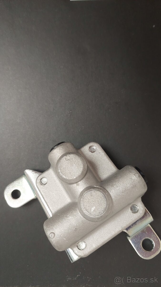 Rozvodný ventil spojky do auta 31490 pre Toyota