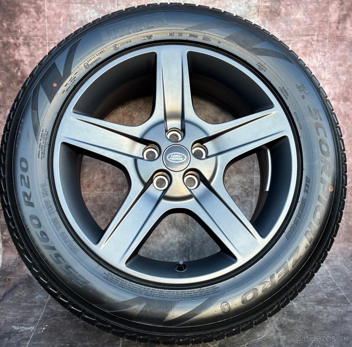 Originální alu kola Land Rover Defender 255/60R20 113V