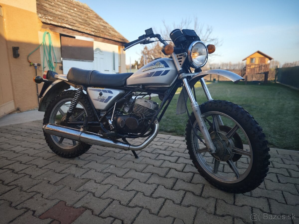 Predám kross retro cagiva 125 s roku 1982