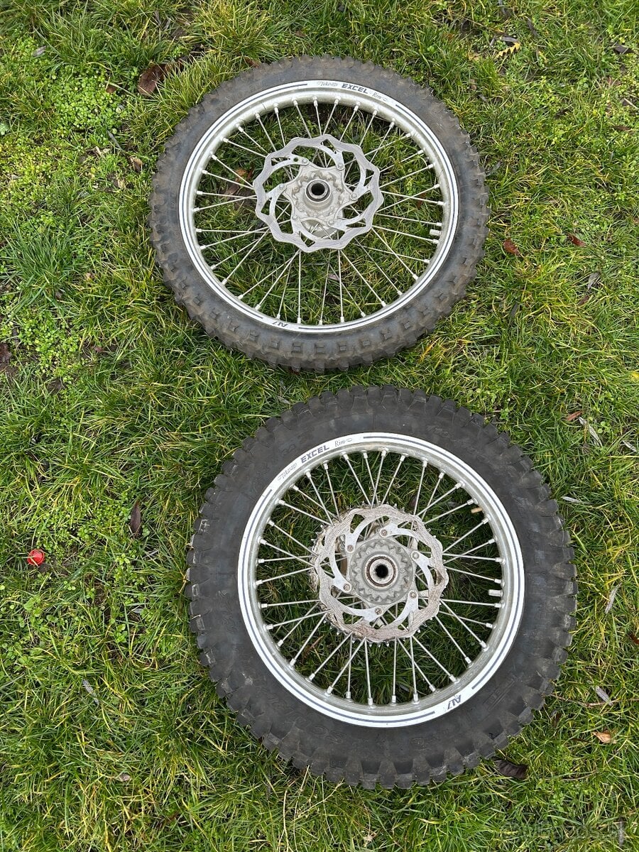 Enduro excel 21 a 18