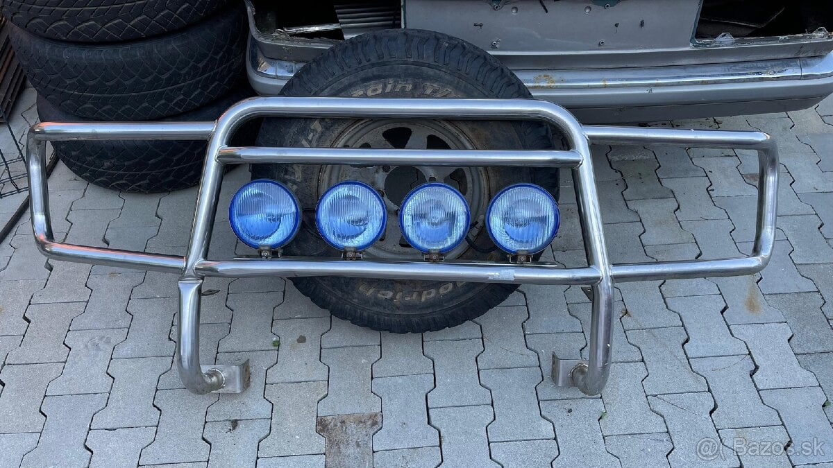 Nissan Patrol y60 predný rám aj so svetlami