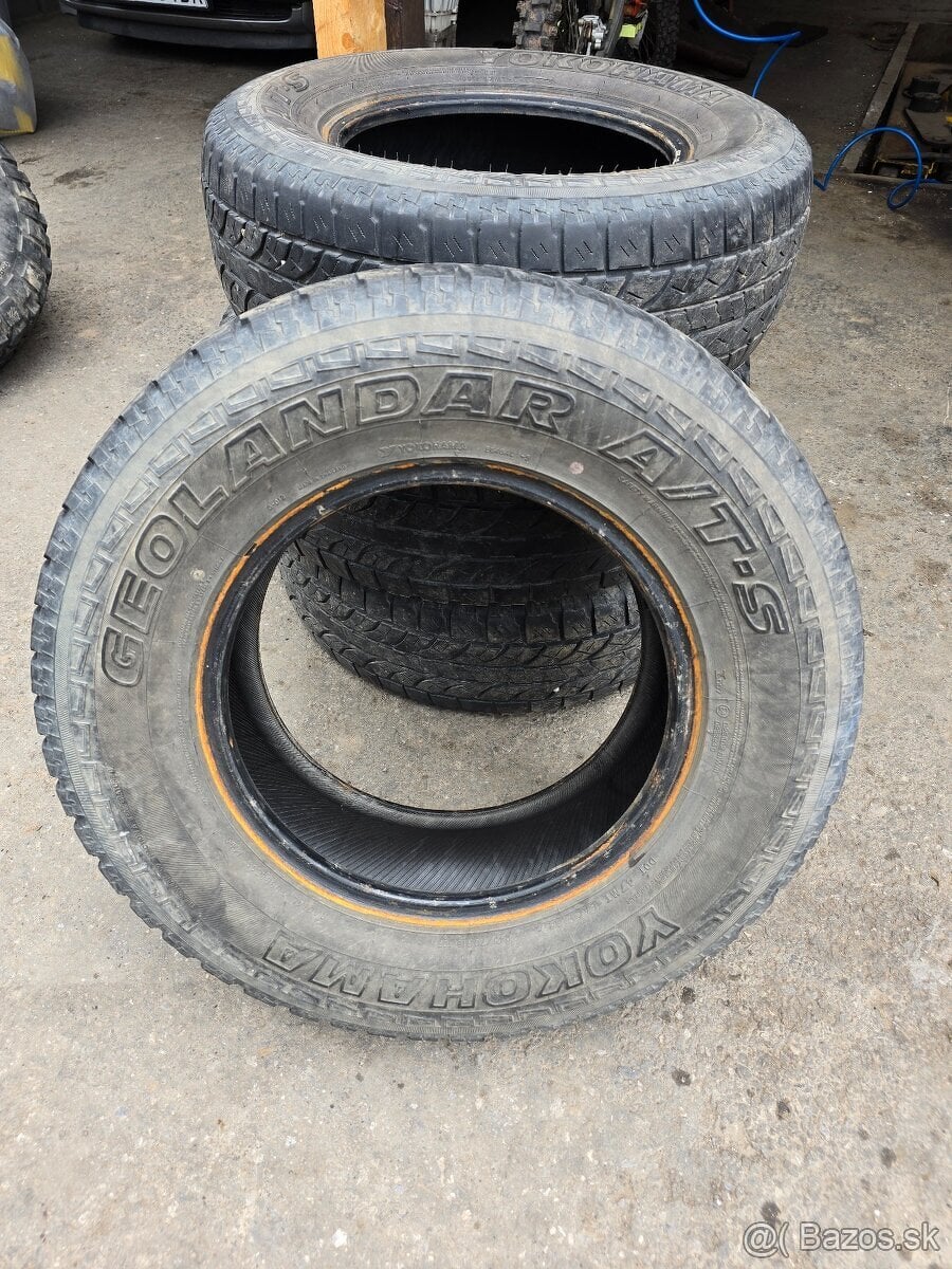 Yokohama geolandar 245/70 R16