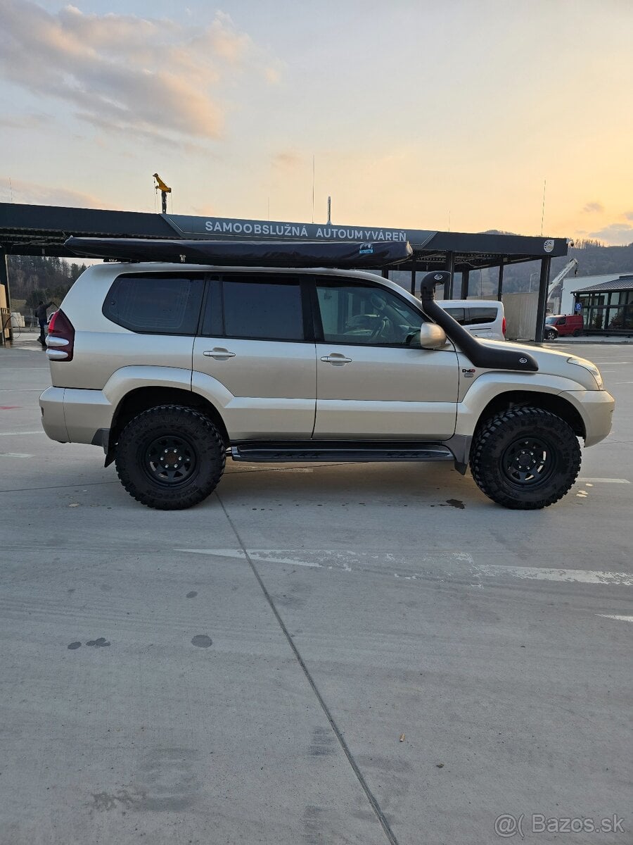 Toyota Landcruiser 120