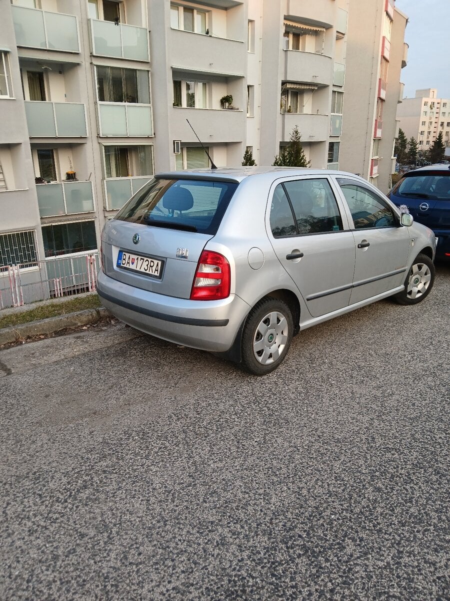 Skoda fabia 1.4.   2001