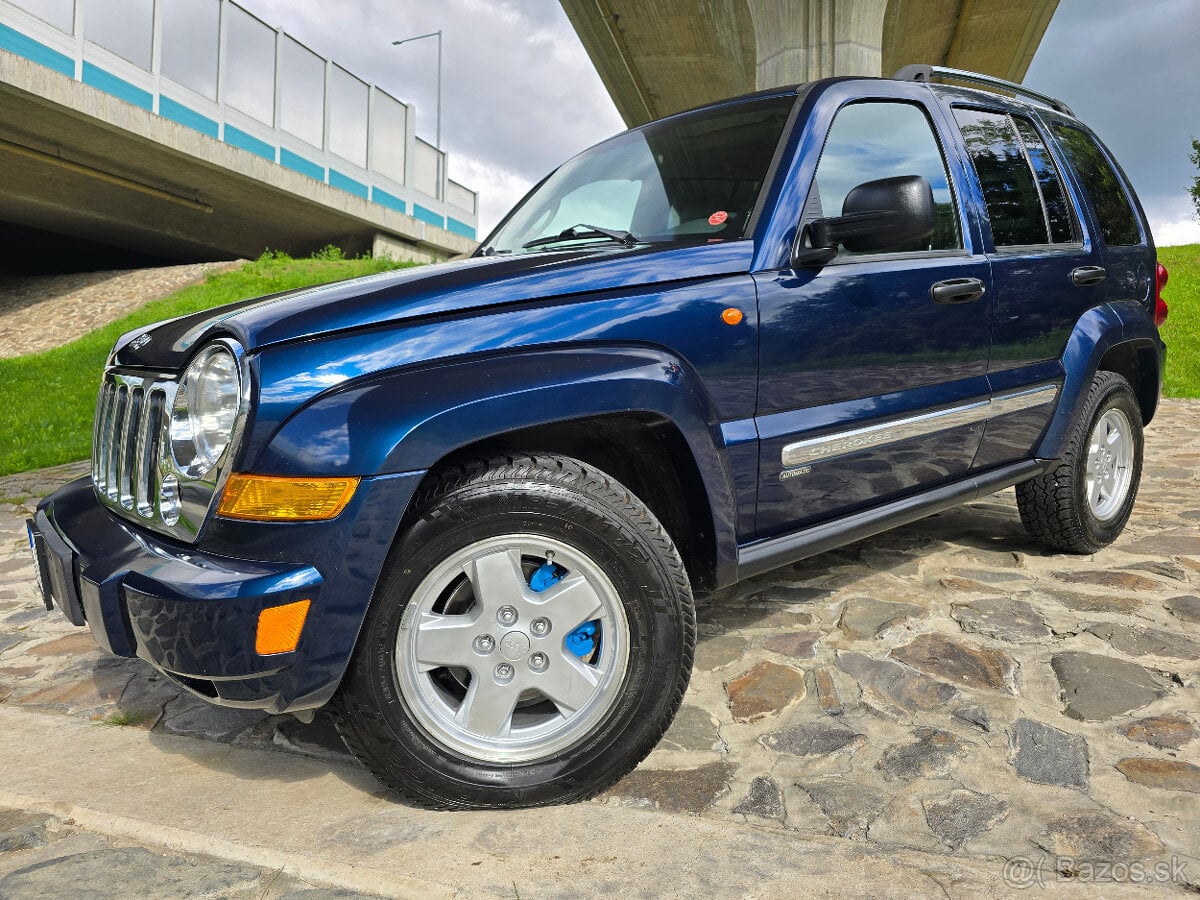 Jeep Cherokee 2,8CRD /120kw A/T facelift //BEZ KOROZIE //