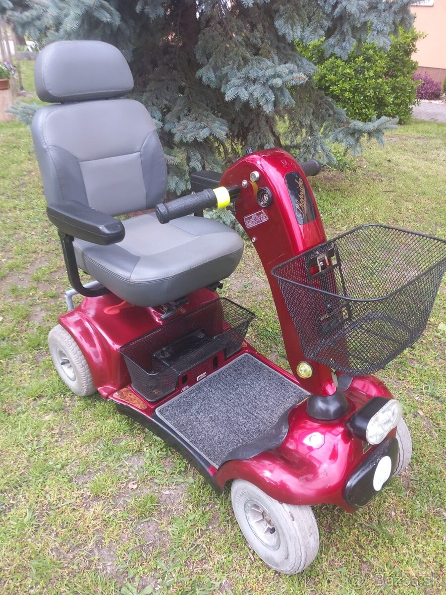 Predám Elektrický invalidný vozík, skouter, moped.Top stavu