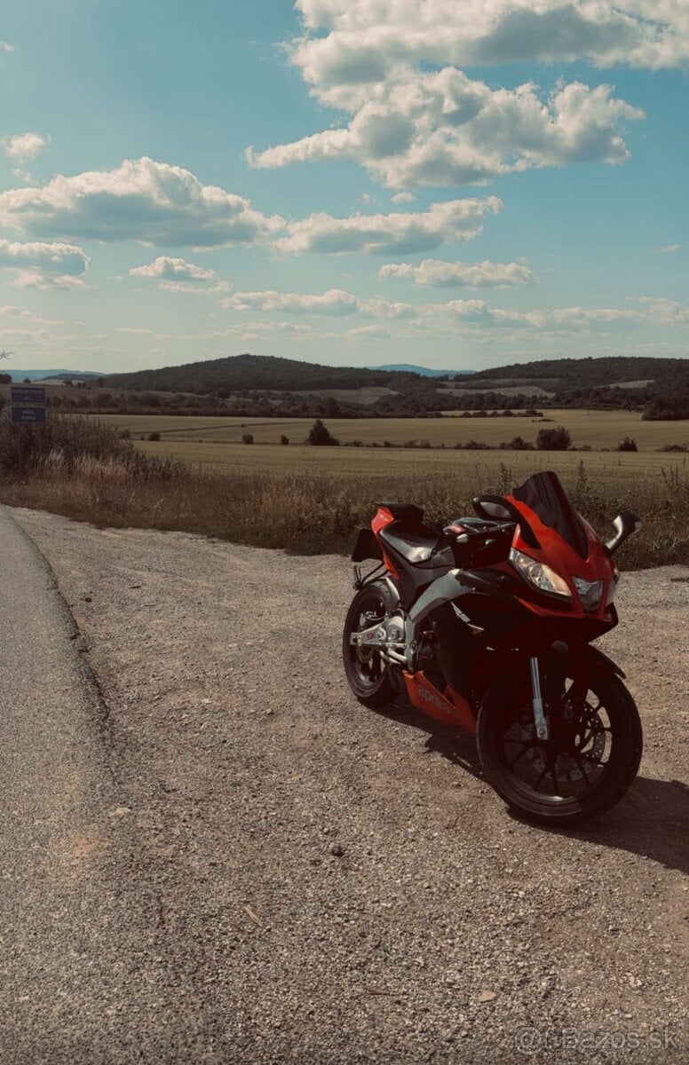 Predám Aprilia RSV4 125 (L3e) – Ideálna pre vodičák A1