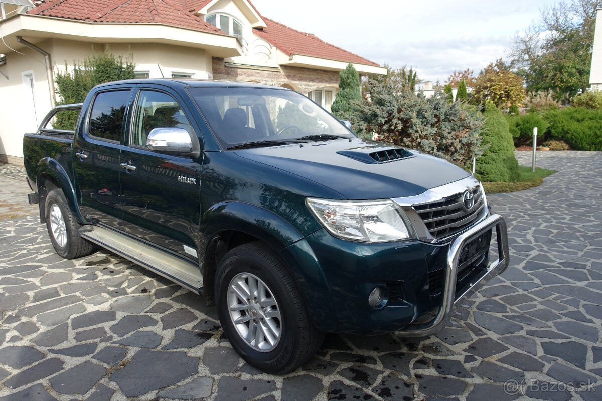 Toyota Hilux DC 3.0 I D-4D Sol, M5, 126kW, 4d.
