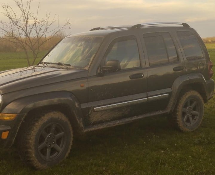 Predám elektróny na jeep r17