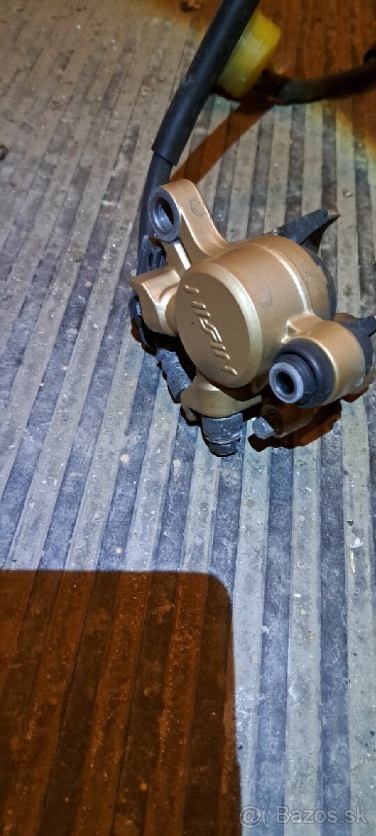 Honda CB 600 Hornet F bez páky