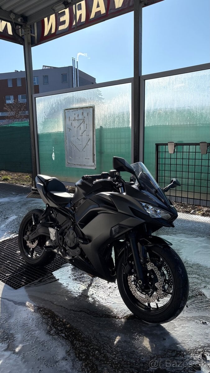 Predám Kawasaki Ninja 650 2023
