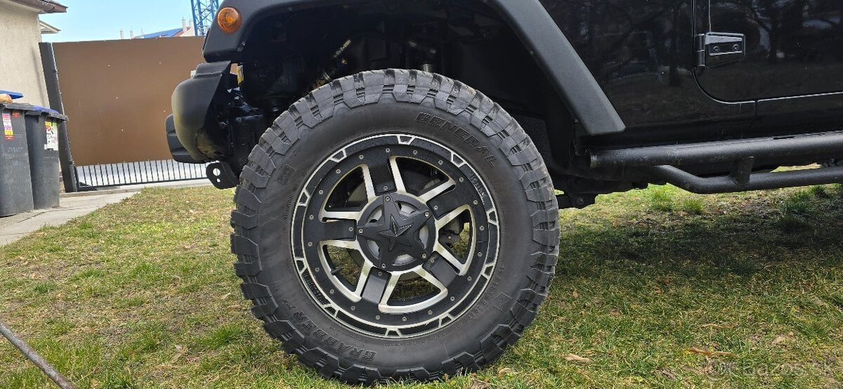 Jeep wrangler - KMC ROCKSTAR