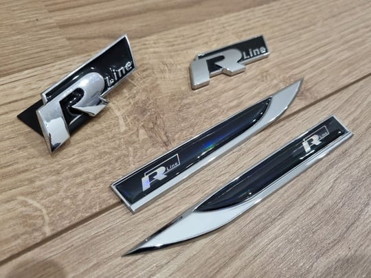 Kridielka Rline Volkswagen R-line napisy znaky nalepovacie