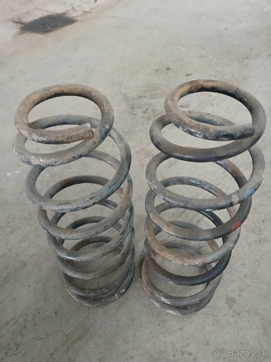 Nissan patrol predné struny