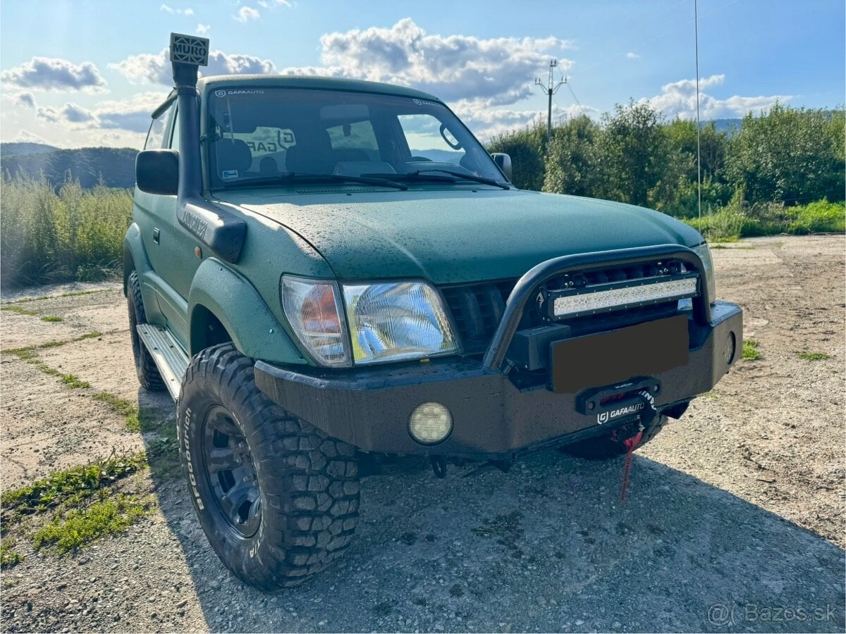 Toyota LandCruiser 90