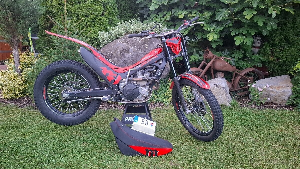 HONDA Montesa 300RR 2018 s ŠPZ + sedadlo