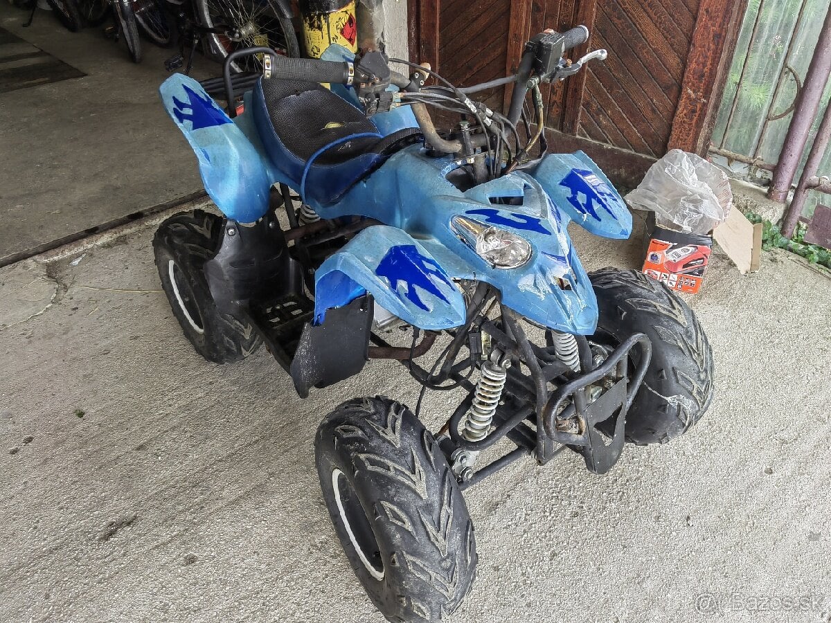 Detská benzinová štvorkolka