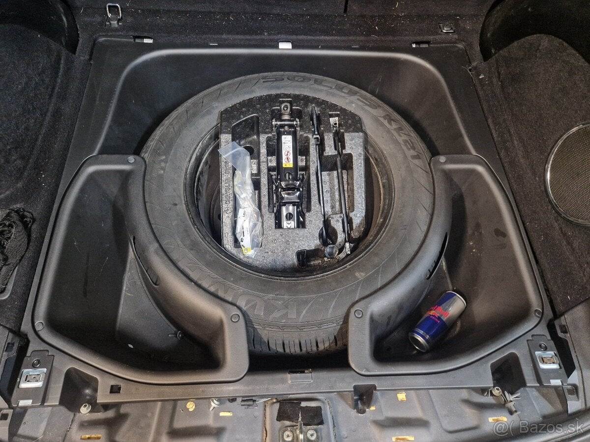 Rezerva + príslušenstvo Jeep Grand Cherokee WK2