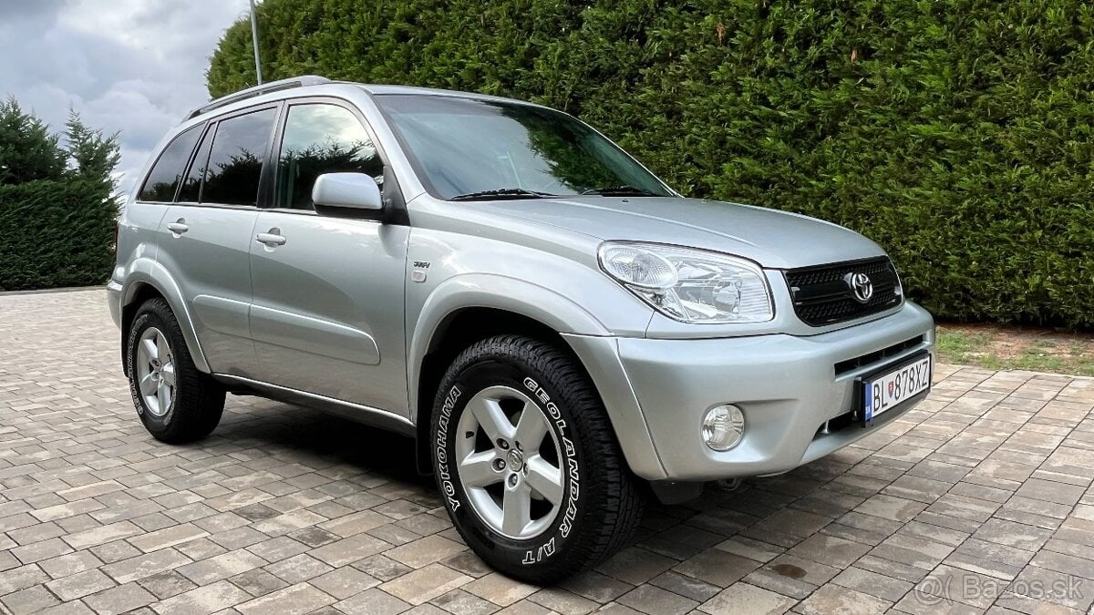 Toyota Rav4 2.0 VVT-i Executive 4WD / AT