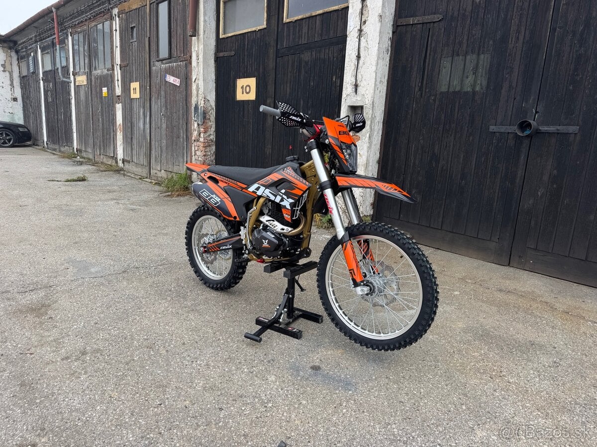 Enduro Asix XB88 250cm3 0 kilometrov