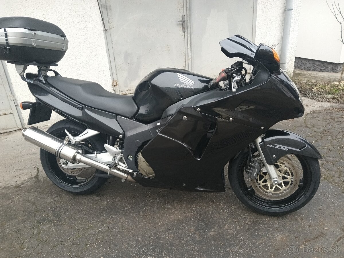 Honda CBR 1100 XX super blackbird