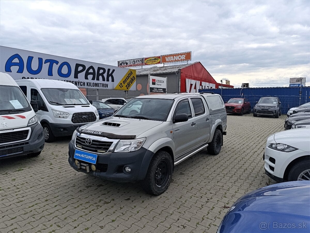 Toyota Hilux DC 2.5 I D-4D Terra