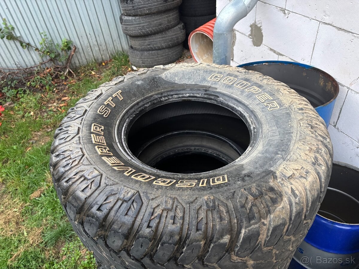 Cooper discover stt 33x12.5R15