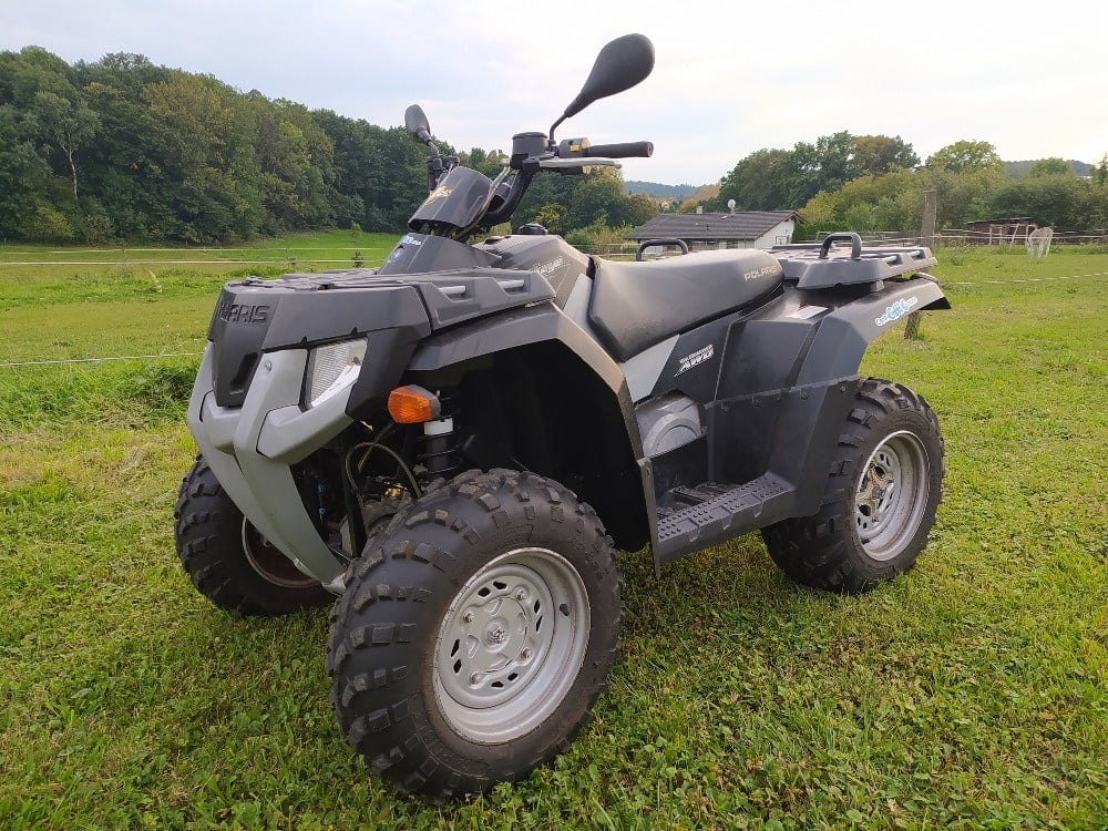 Polaris Hawkeye 300 4x4