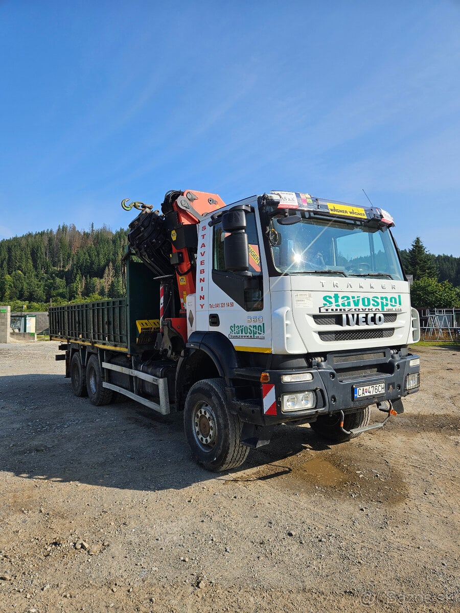 Iveco Trakker 360 s hydraulickou rukou Palfinger PK44002