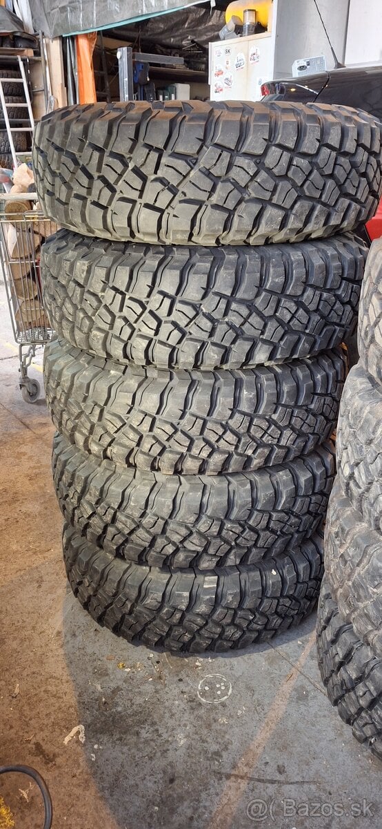 Offroad pneu BF Goodrich MT 235/85 r16 + disky 6x139,7