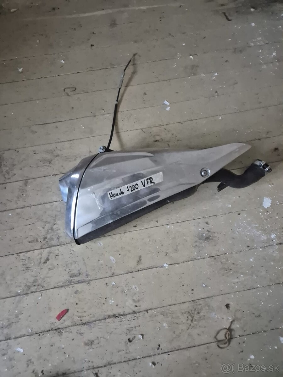 Výfuk Honda VFR 1200