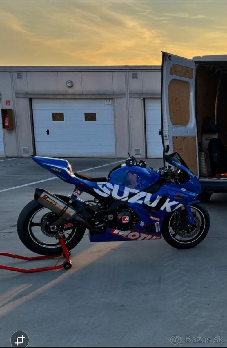 Suzuki GSX-R-1000 k8 okruhovka