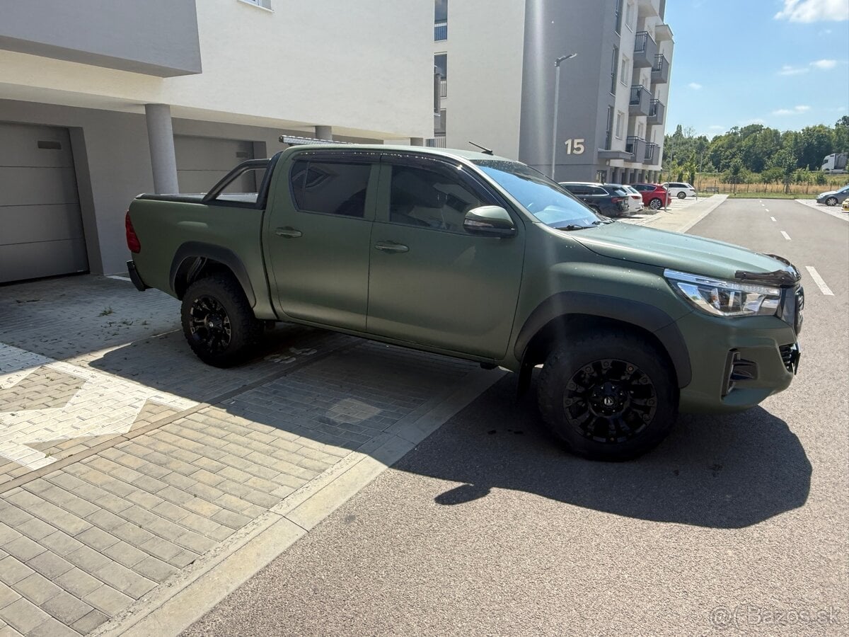 Toyota hilux