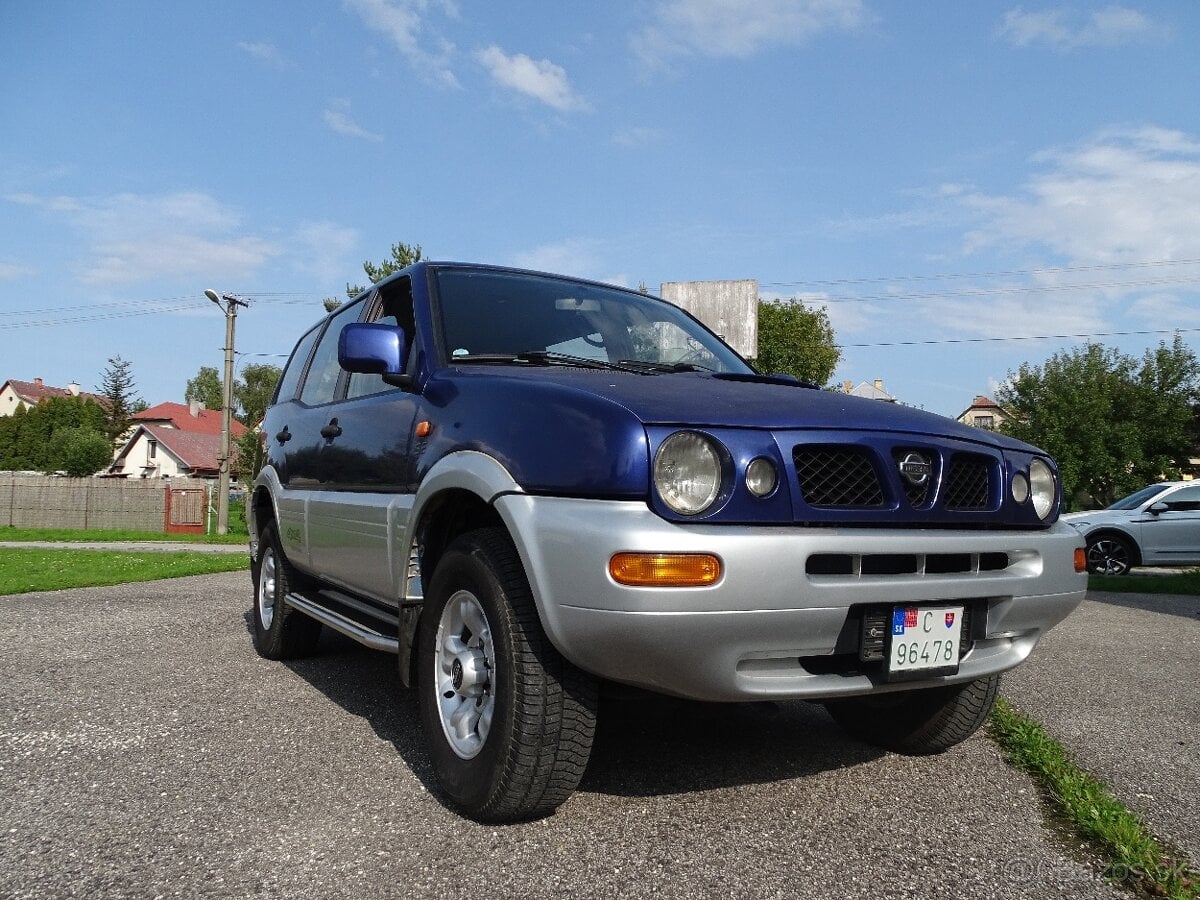 Nissan Terráno II,2.7 tdi-7 miest