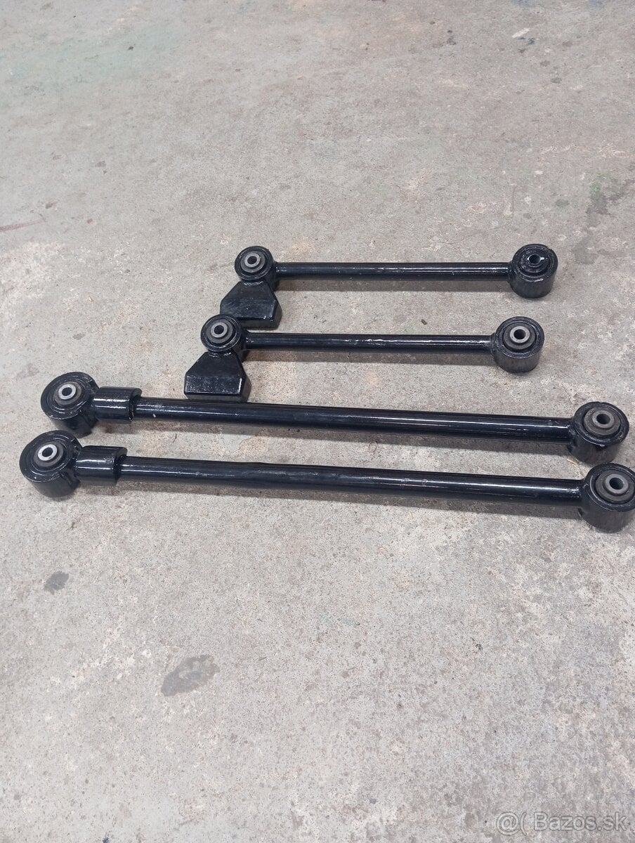 Nissan patrol zadné ramená