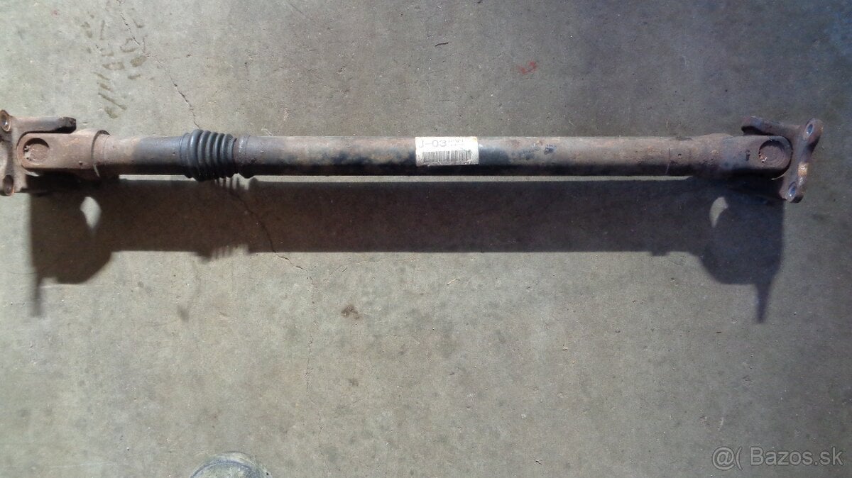 Suzuki Jimny kardan predný, stredný aj zadný