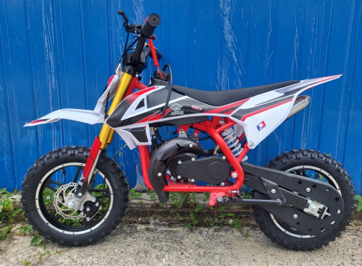 APAQ 49CC 2T červený