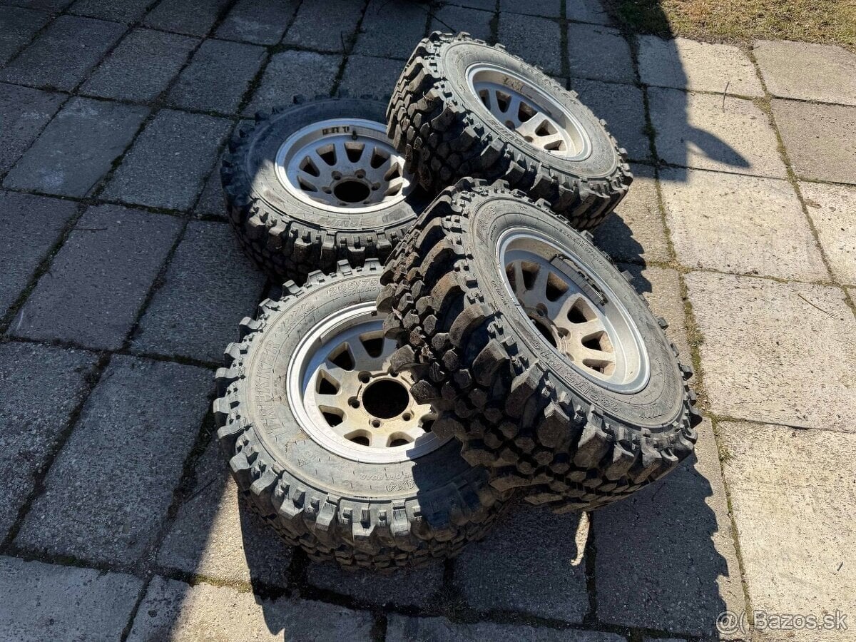 Predám kolesá s pneu T3 235/75 R15