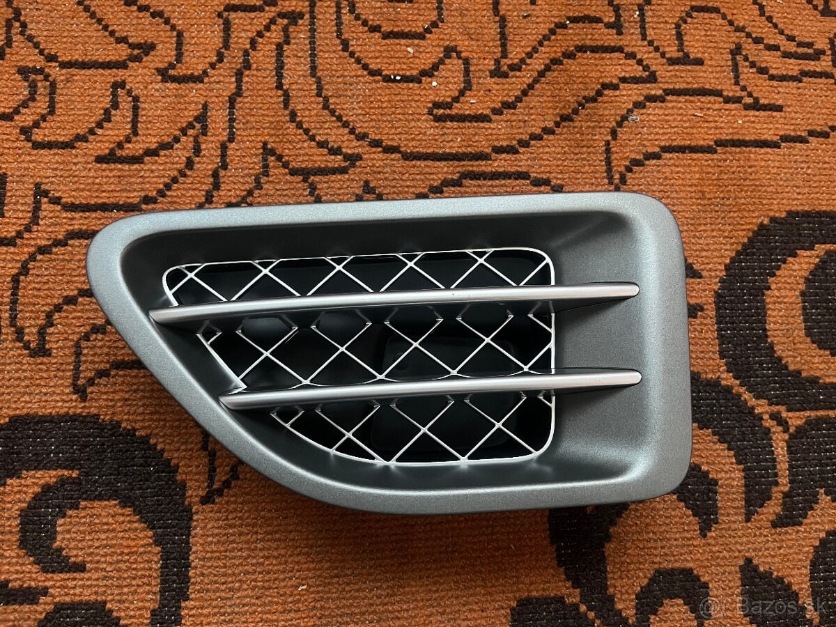 Range Rover Spotr 2006-2009 Mriežka Blatníka