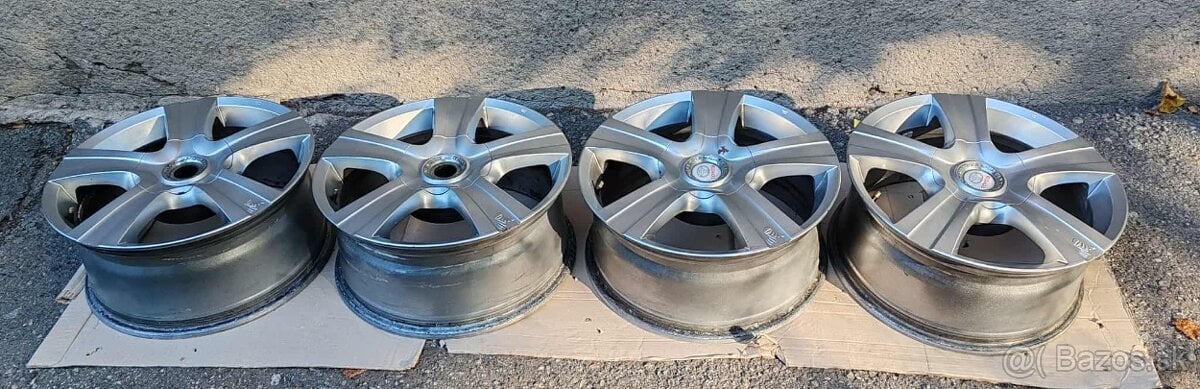 Hi-Tech Wheels 5x150 R18H2 x 8J ET30 MADE IN ITALY