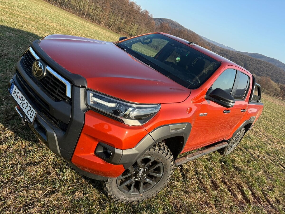 Toyota hilux invicible 2.8 AT