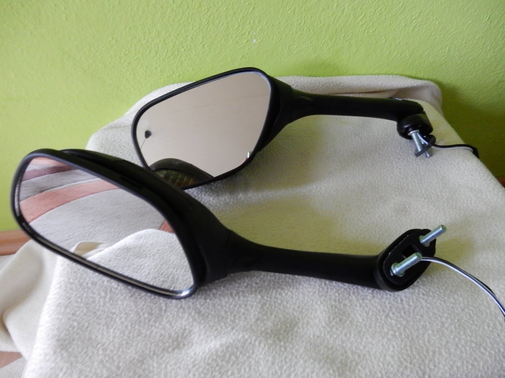 Suzuki gsxr 600 750 1000 spätné zrkadlá
